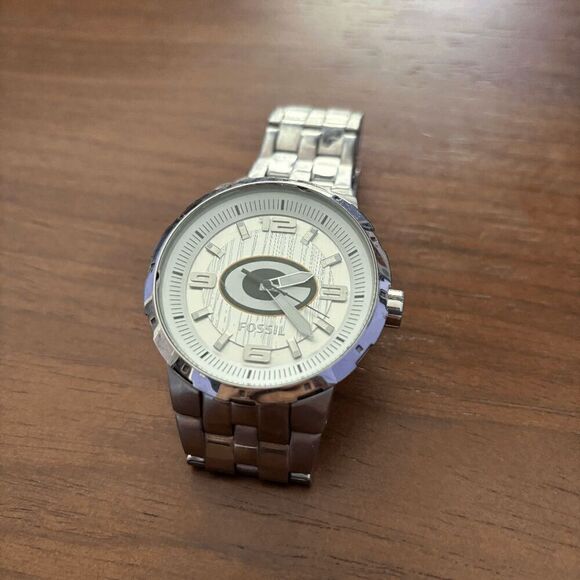 Green Bay Packers Watch Fossil Mens Wristwatch Three Hand Silver Large Logo NFL - Picture 2 of 6